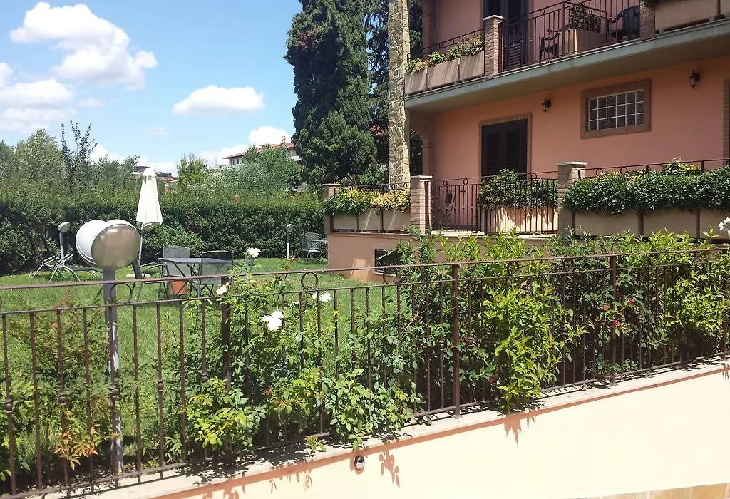 Garden B&B-1